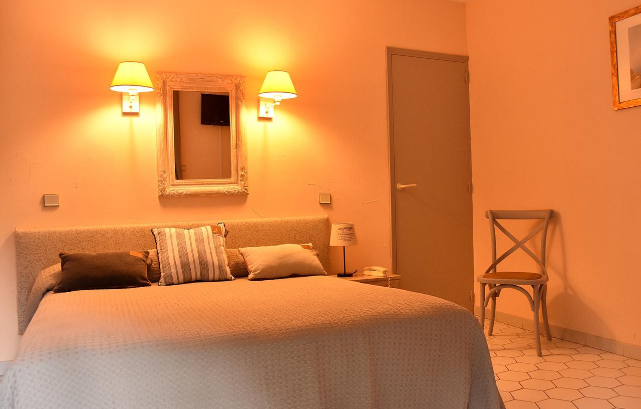 Hotel Les Mazets Des Roches Тараскон Экстерьер фото